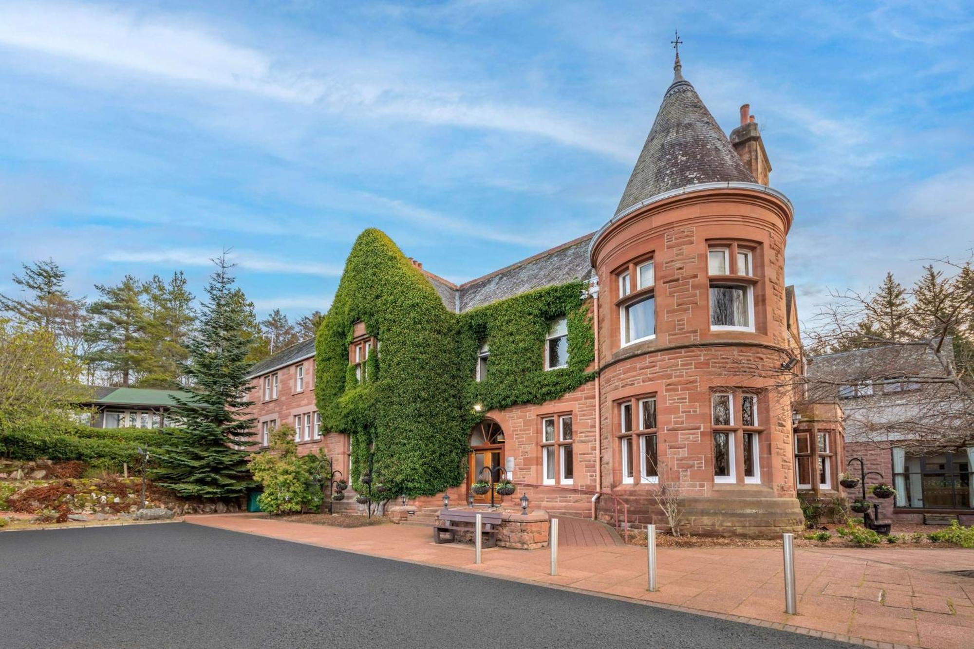 Hilton Grand Vacations Club Craigendarroch Suites Scotland Ballater Exterior foto